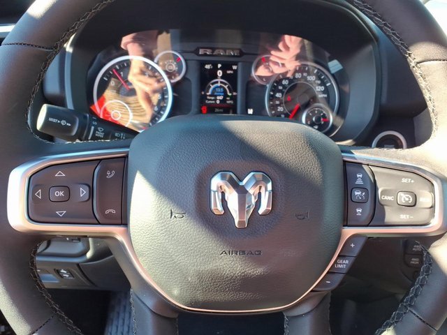 New 2026 RAM 1500 4x4 Crew Cab image 13