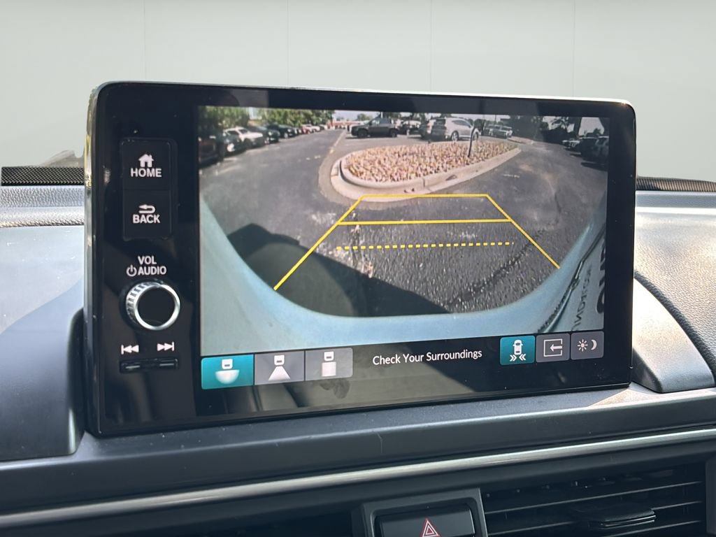 Used 2025 Honda Pilot EX-L image 27