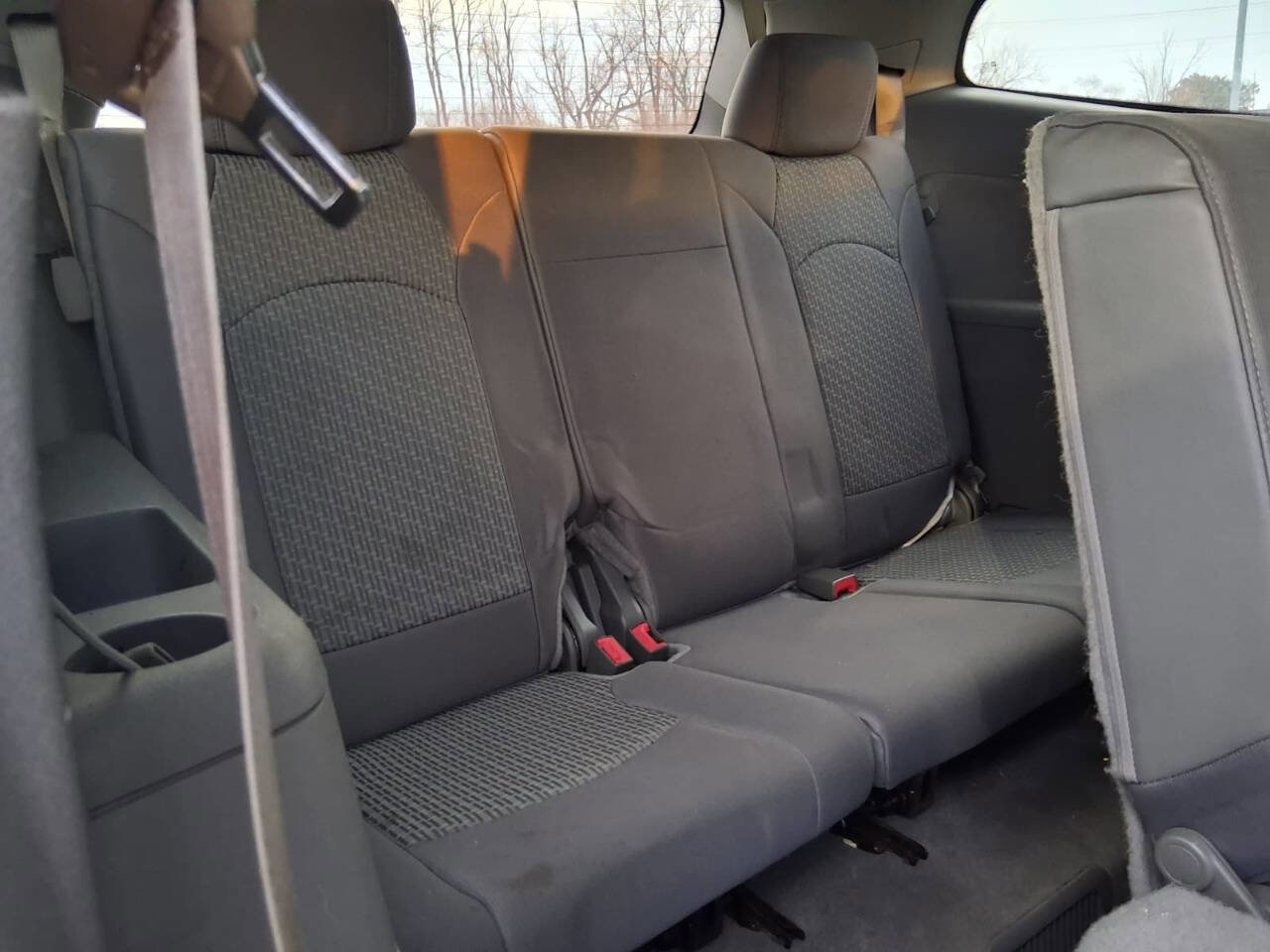 Used 2010 Chevrolet Traverse LS FWD image 10