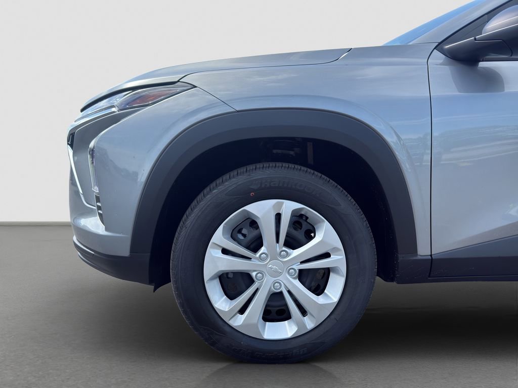 New 2026 Chevrolet Trax LS w/ Driver Confidence Package FWD image 16