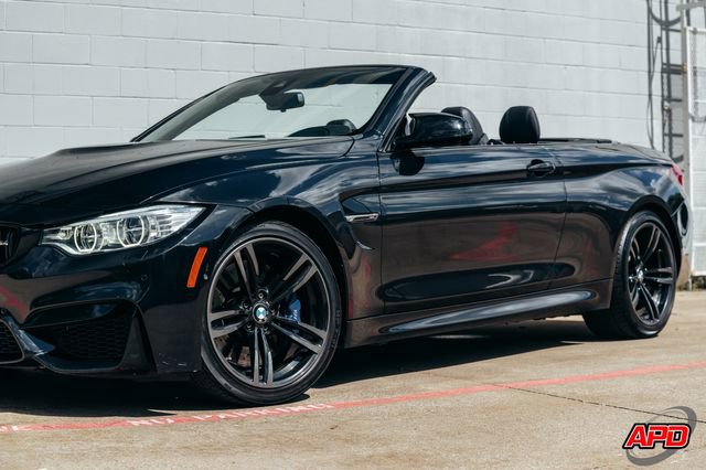 Used 2015 BMW M4 Convertible image 38