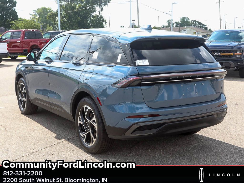 New 2025 Lincoln Nautilus Premier w/ Jet Appearance Package image 5