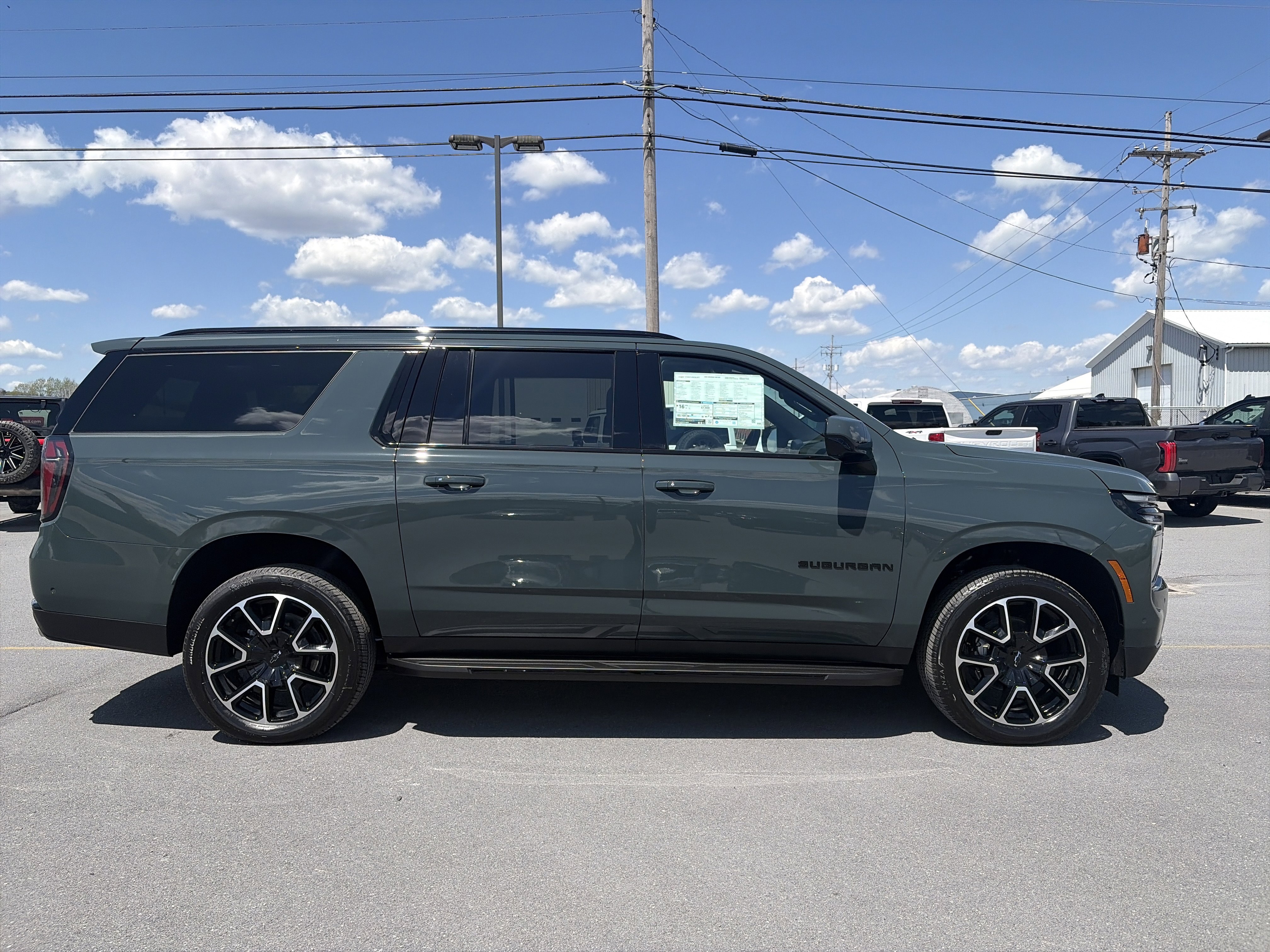 New 2026 Chevrolet Suburban RST w/ Sun And Tow Package AWD/4WD image 2