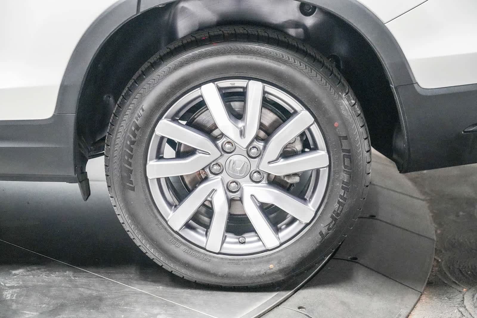 Used 2019 Honda Pilot EX image 10