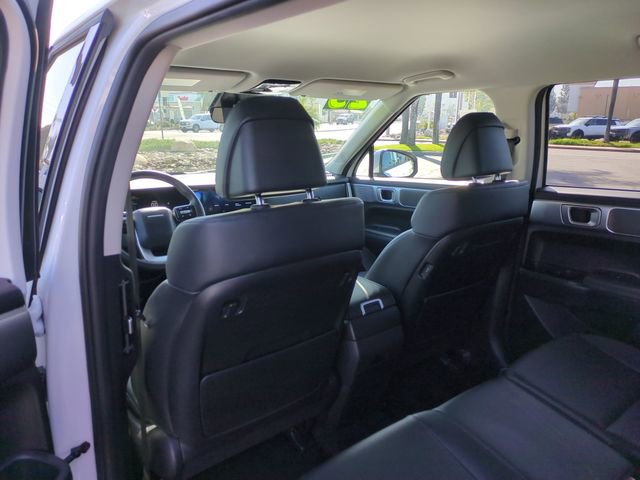 Used 2025 Hyundai Santa Fe SEL FWD image 26