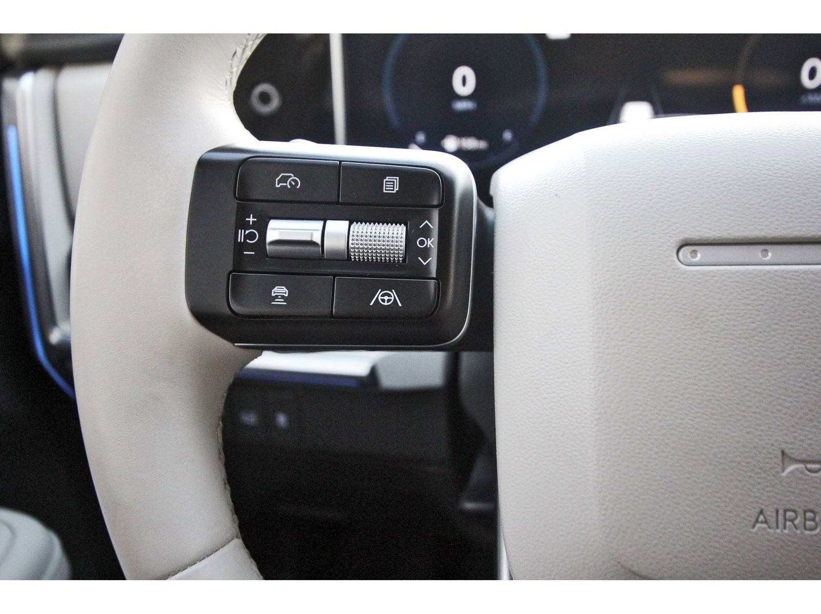 Used 2024 Hyundai Santa Fe Limited image 18