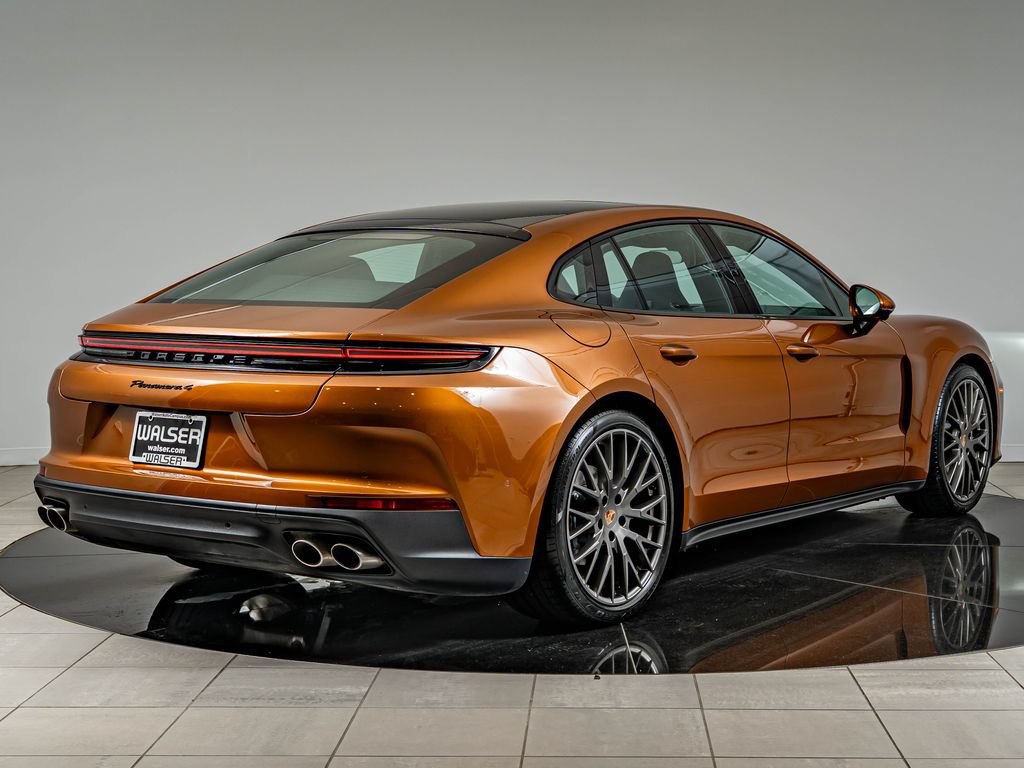 Certified 2024 Porsche Panamera 4 AWD/4WD image 8