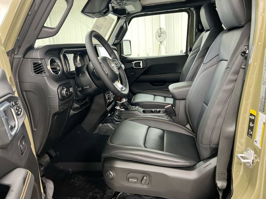 New 2026 Jeep Wrangler Unlimited Sahara AWD/4WD image 19