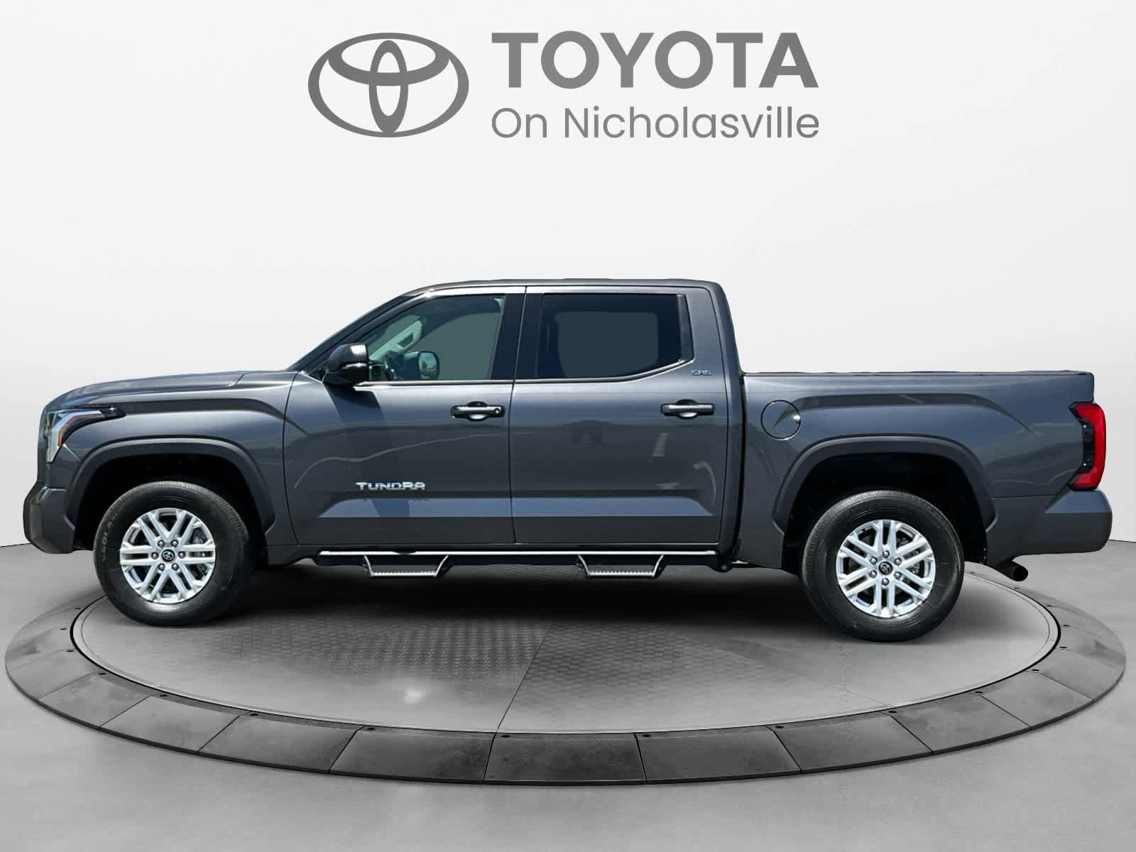 Used 2023 Toyota Tundra SR5 w/ SR5 Premium Package RWD image 3