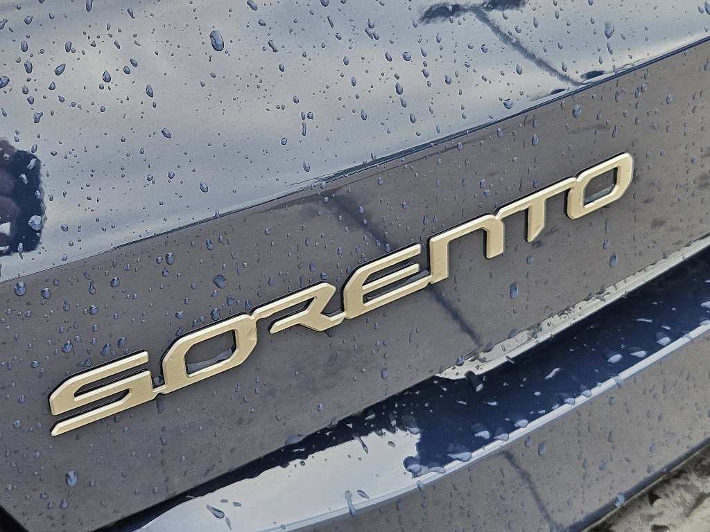 New 2026 Kia Sorento S image 8