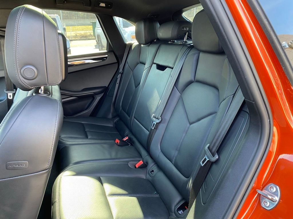 Used 2022 Porsche Macan AWD/4WD image 27
