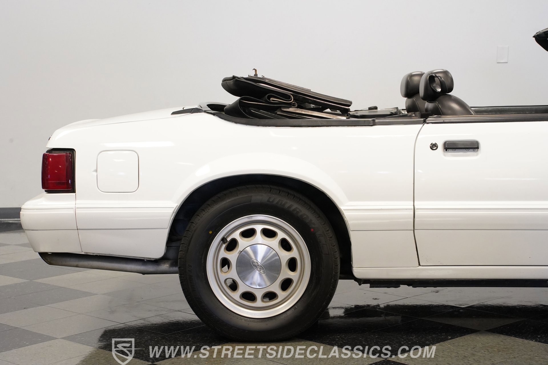 Used 1987 Ford Mustang LX image 30