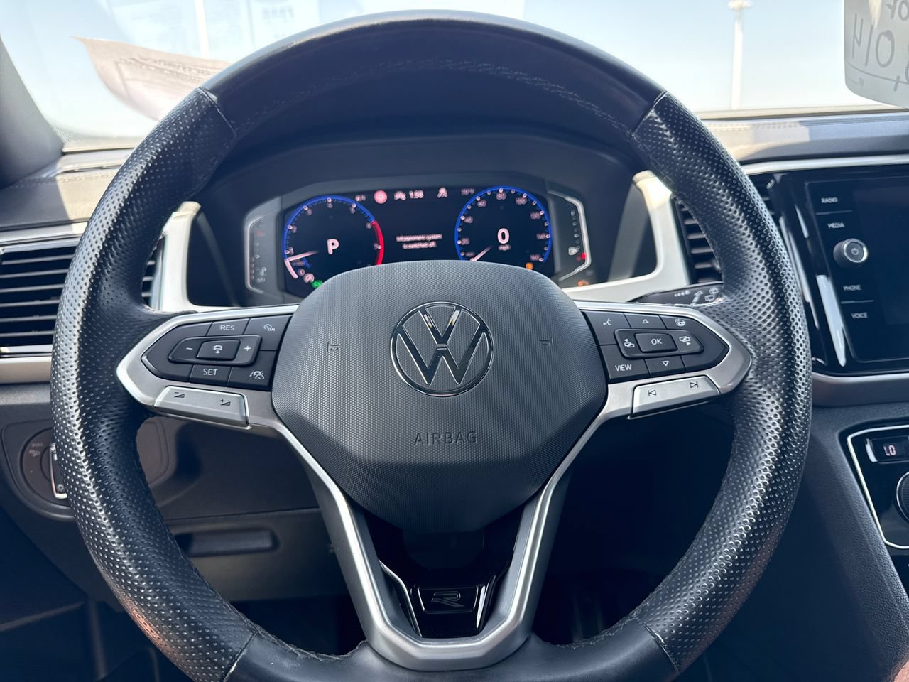 Used 2021 Volkswagen Atlas Cross Sport SEL Premium R-Line AWD/4WD image 18