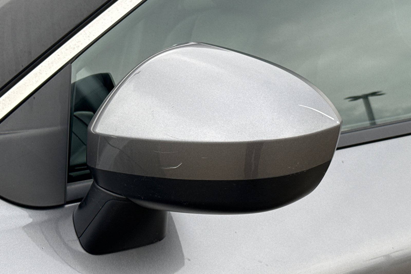 Used 2024 Nissan Rogue SV image 53