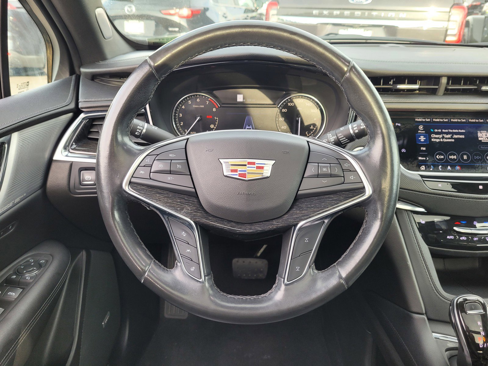 Used 2021 Cadillac XT5 Premium Luxury image 16