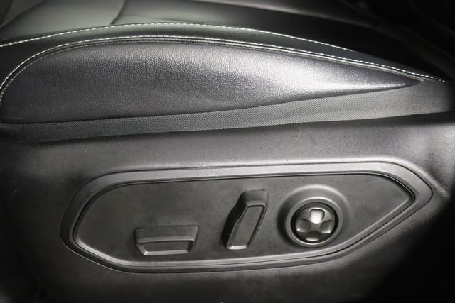 Used 2023 Jeep Grand Cherokee L Limited AWD/4WD image 25