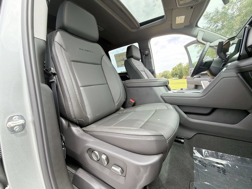 New 2026 GMC Sierra 2500 Denali w/ Denali Reserve Package AWD/4WD image 36
