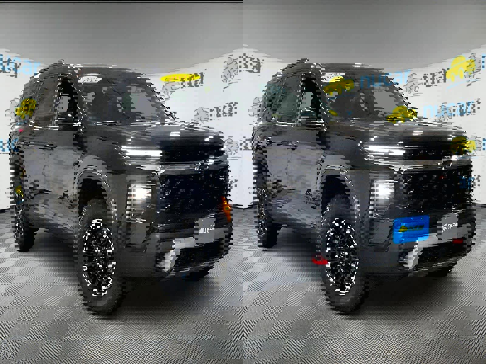 Used 2025 Chevrolet Traverse Z71 w/ Driver Confidence Package image 1