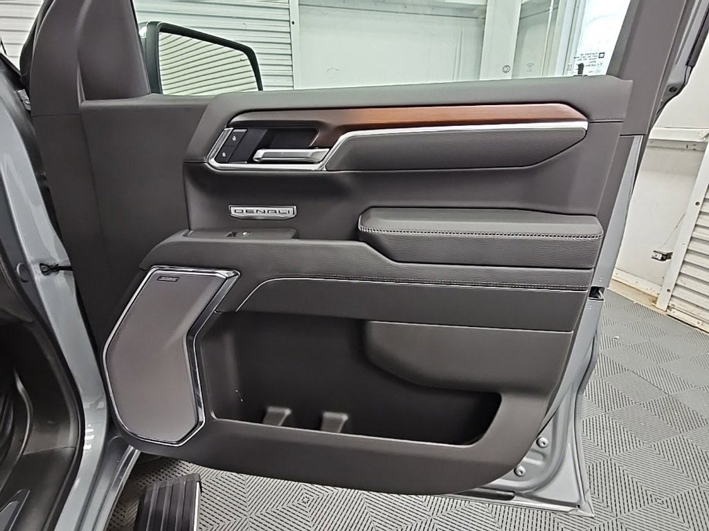 New 2025 GMC Sierra 1500 Denali w/ Denali Reserve Package image 42