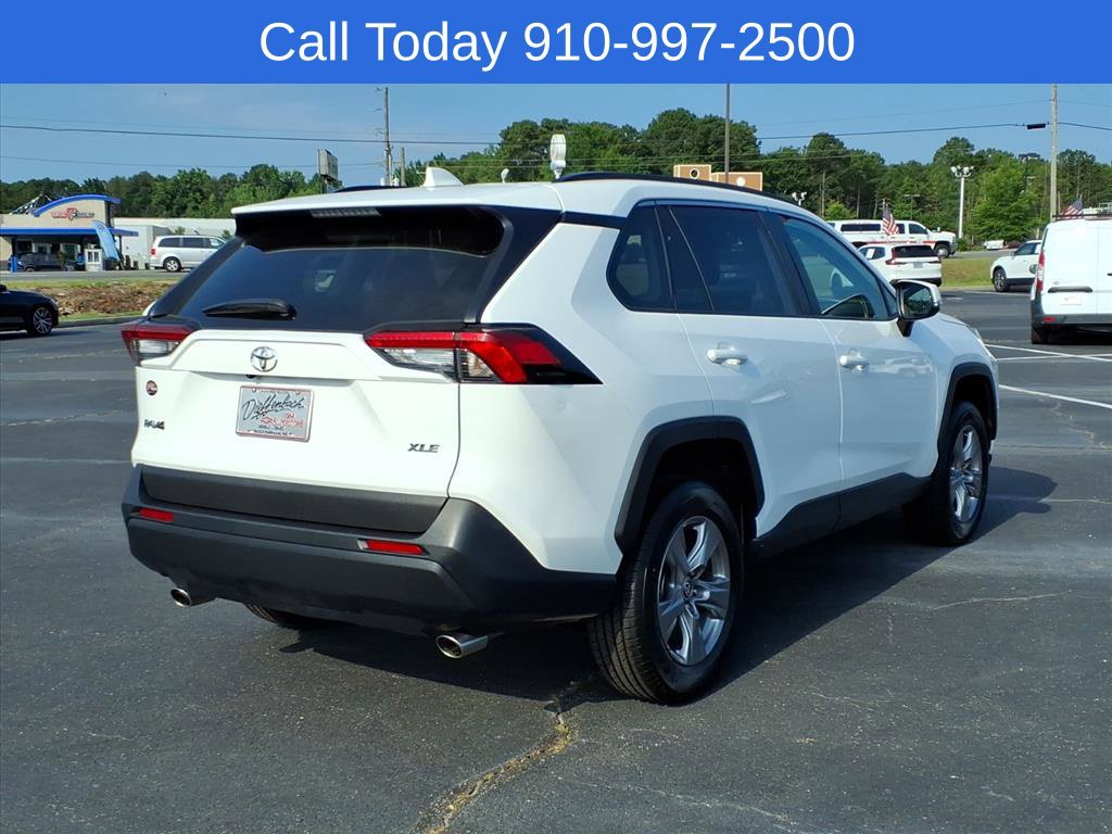 Used 2024 Toyota RAV4 XLE FWD image 6