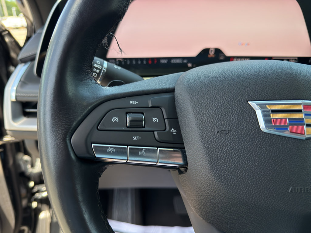 Used 2024 Cadillac XT4 Premium Luxury image 21
