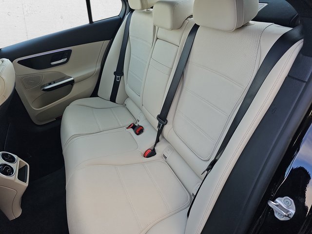 Used 2023 Mercedes-Benz C 300 4MATIC Sedan image 14