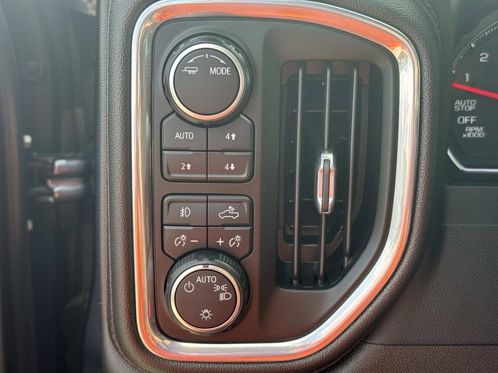 Used 2022 Chevrolet Silverado 1500 RST image 19