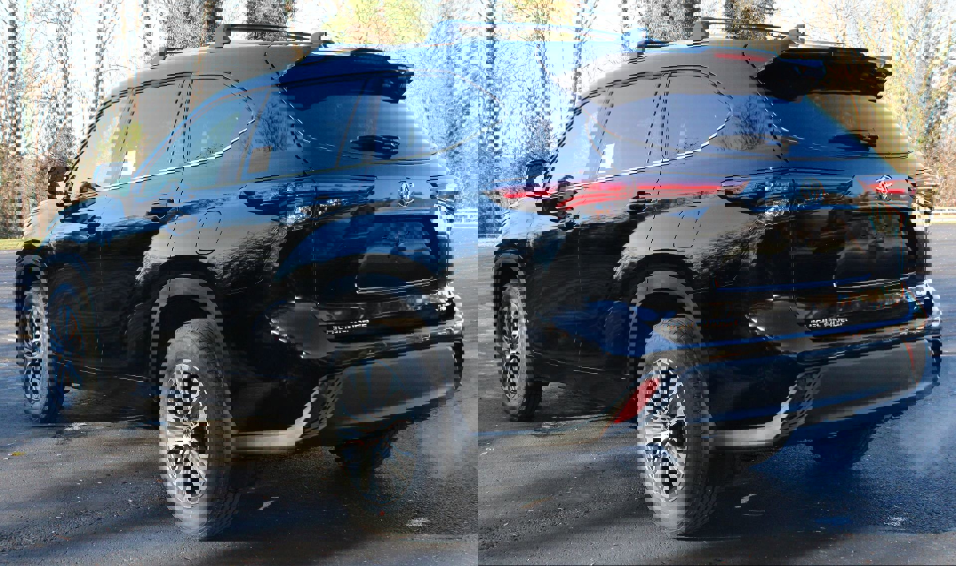 New 2026 Toyota Highlander XLE image 7