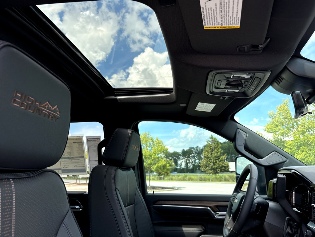 New 2024 Chevrolet Silverado 3500 High Country w/ Technology Package image 9