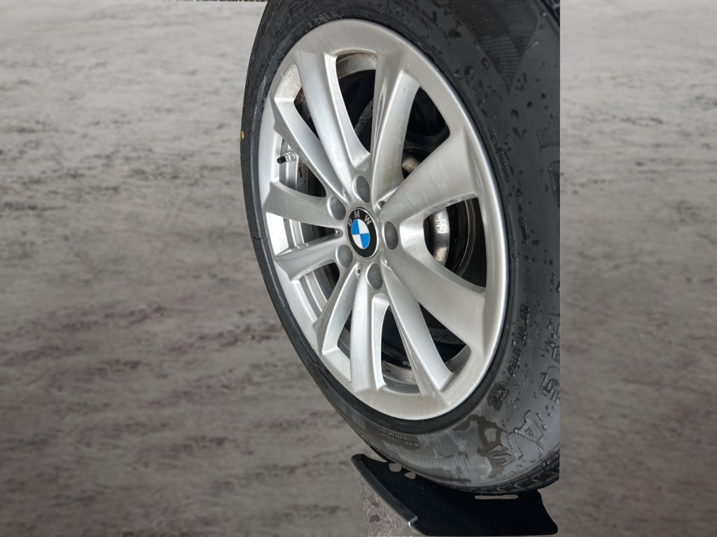 Used 2014 BMW 528i xDrive Sedan AWD/4WD image 16
