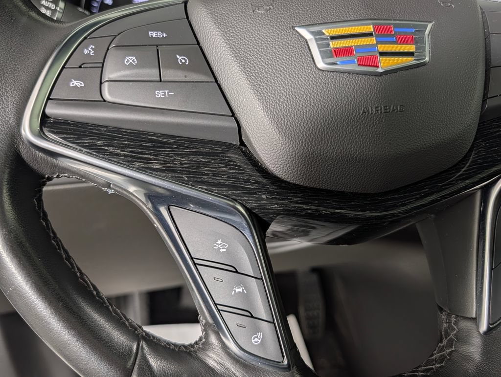 Used 2022 Cadillac XT5 Premium Luxury w/ Technology Package FWD image 36