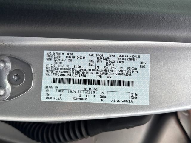 Used 2020 Ford Escape SE image 25