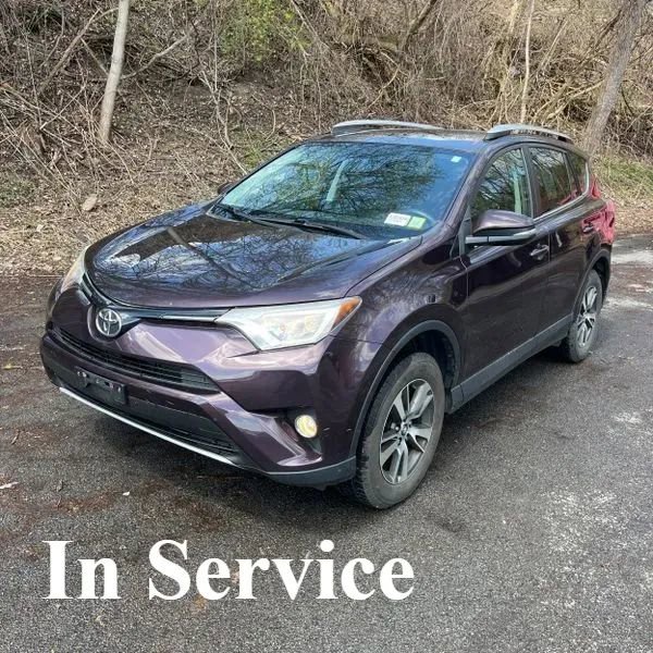 Used 2016 Toyota RAV4 XLE image 1