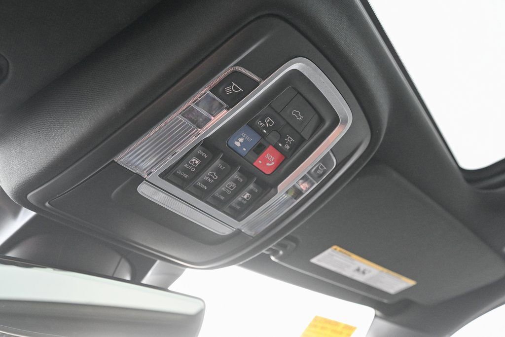 Used 2019 RAM 1500 Limited image 41