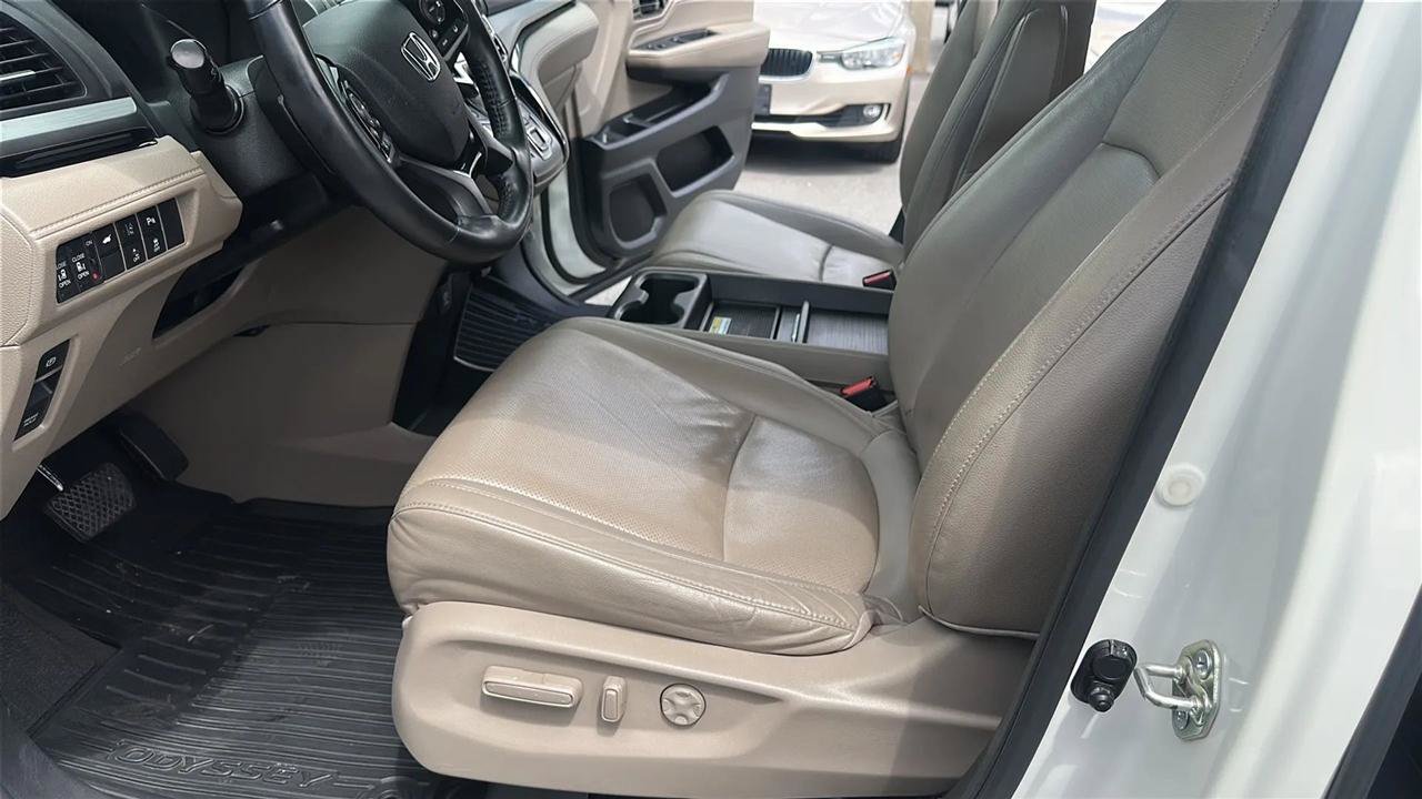 Used 2018 Honda Odyssey Elite image 21