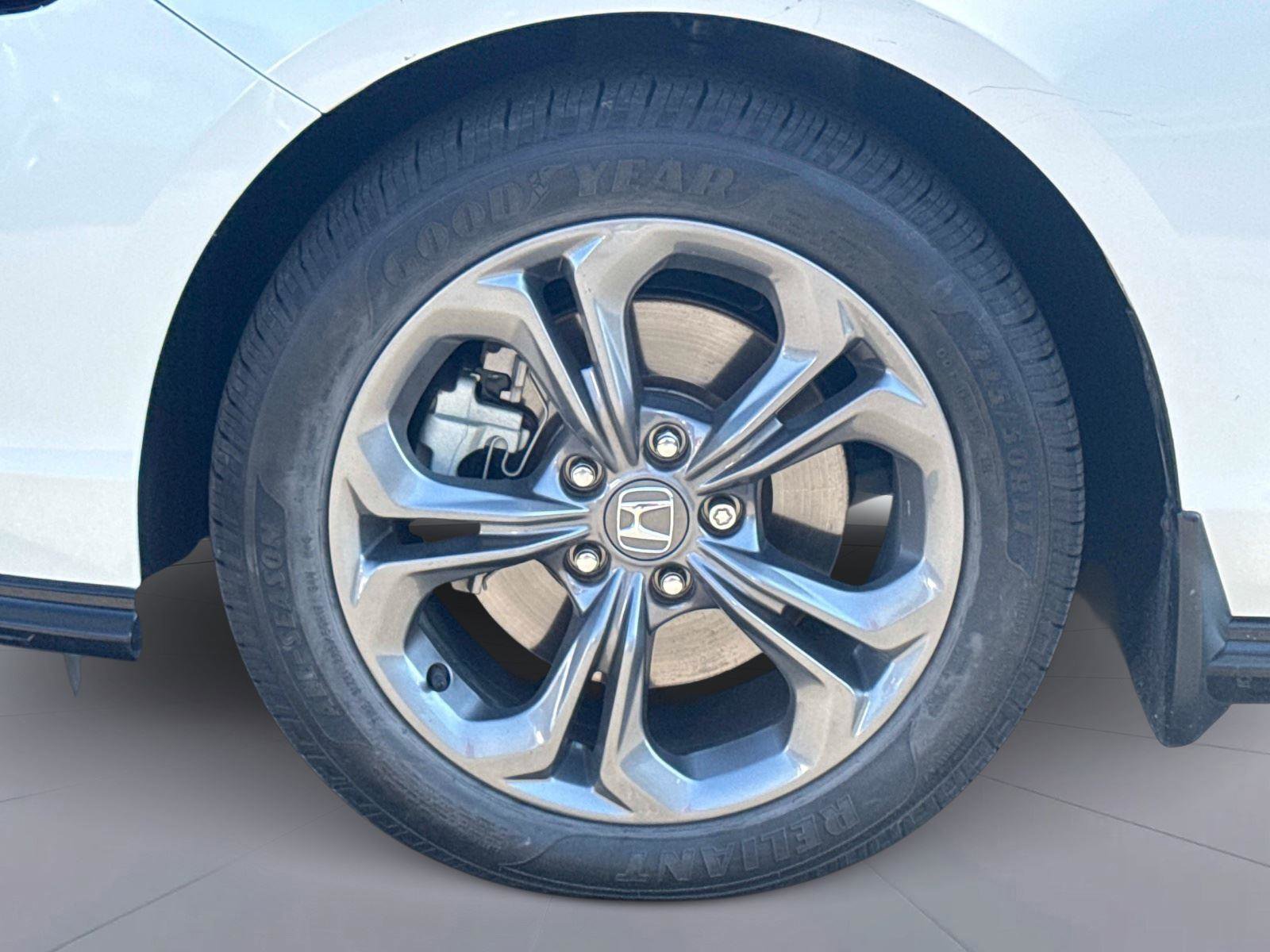 Used 2023 Honda Accord EX-L image 10