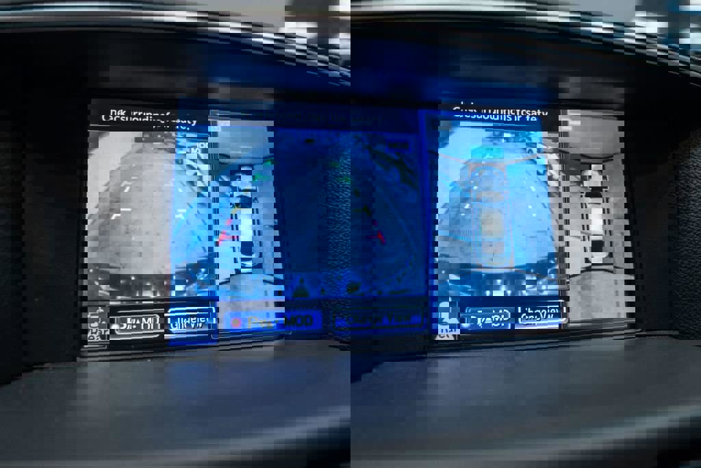 Used 2015 INFINITI Q70 L 3.7 image 25