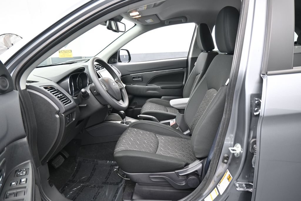 New 2027 Mitsubishi Outlander Sport ES FWD image 11