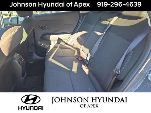 Certified 2025 Hyundai Kona SEL image 23