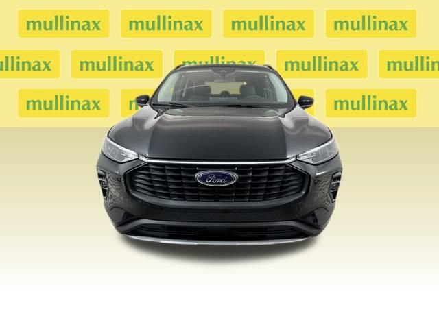 New 2025 Ford Escape SE FWD image 16