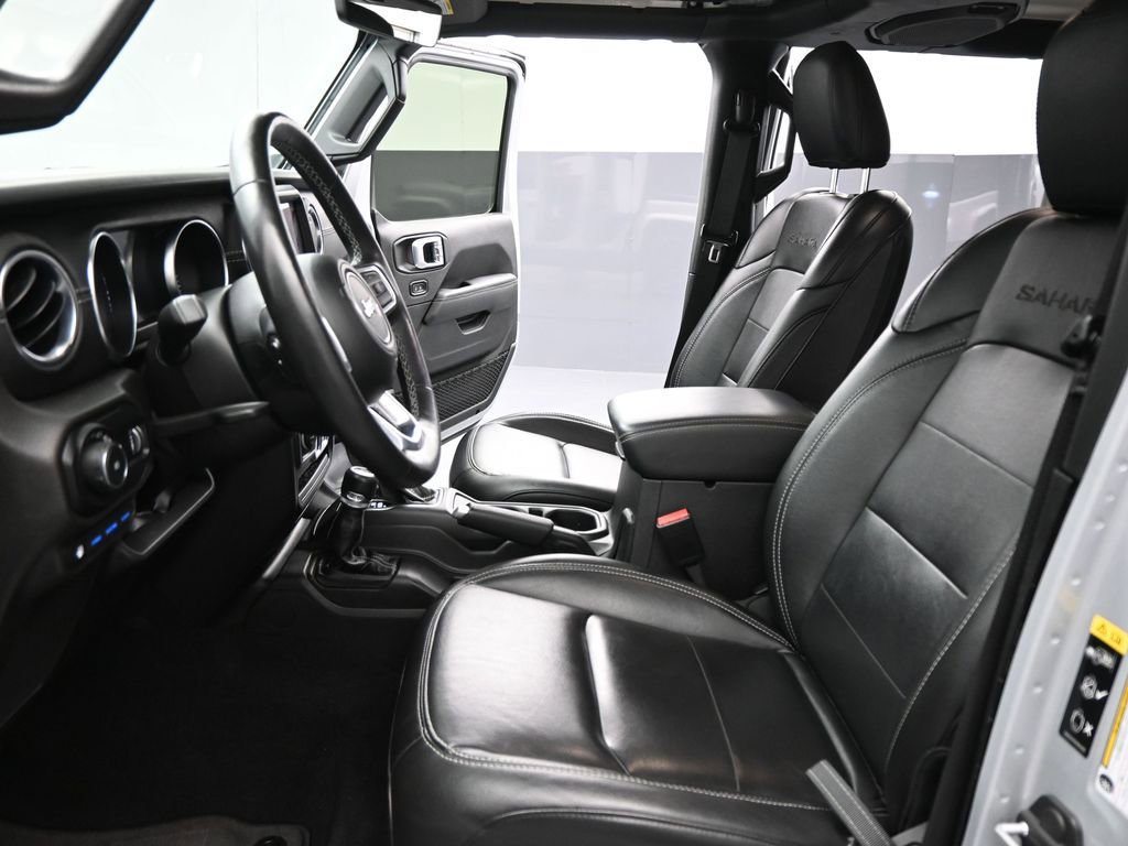 Used 2023 Jeep Wrangler Unlimited Sahara w/ Cold Weather Group image 10