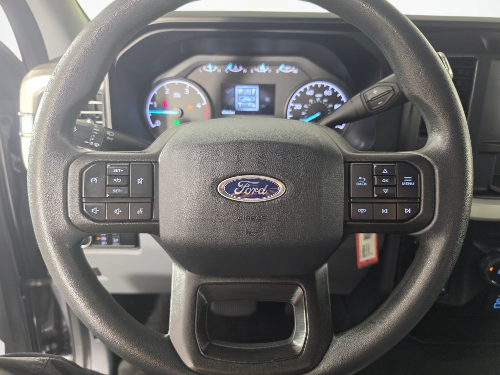Used 2025 Ford F250 XLT w/ FX4 Off-Road Package AWD/4WD image 14