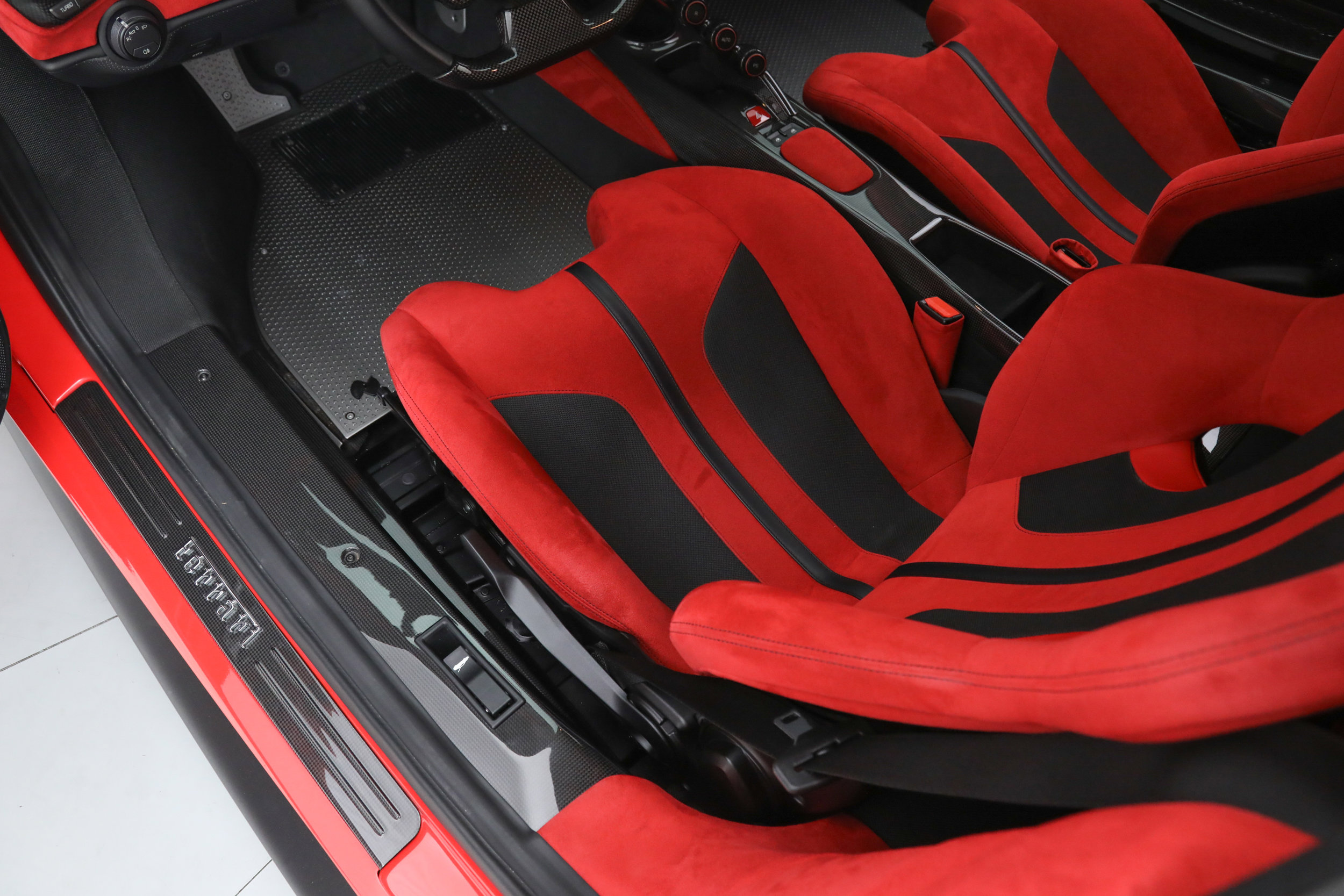 Used 2019 Ferrari 488 Pista Coupe image 27