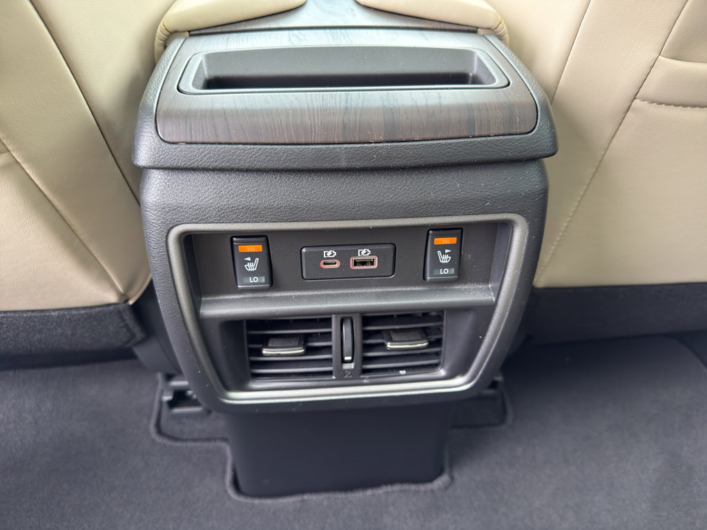 Certified 2024 Nissan Murano Platinum w/ Cargo Package image 30