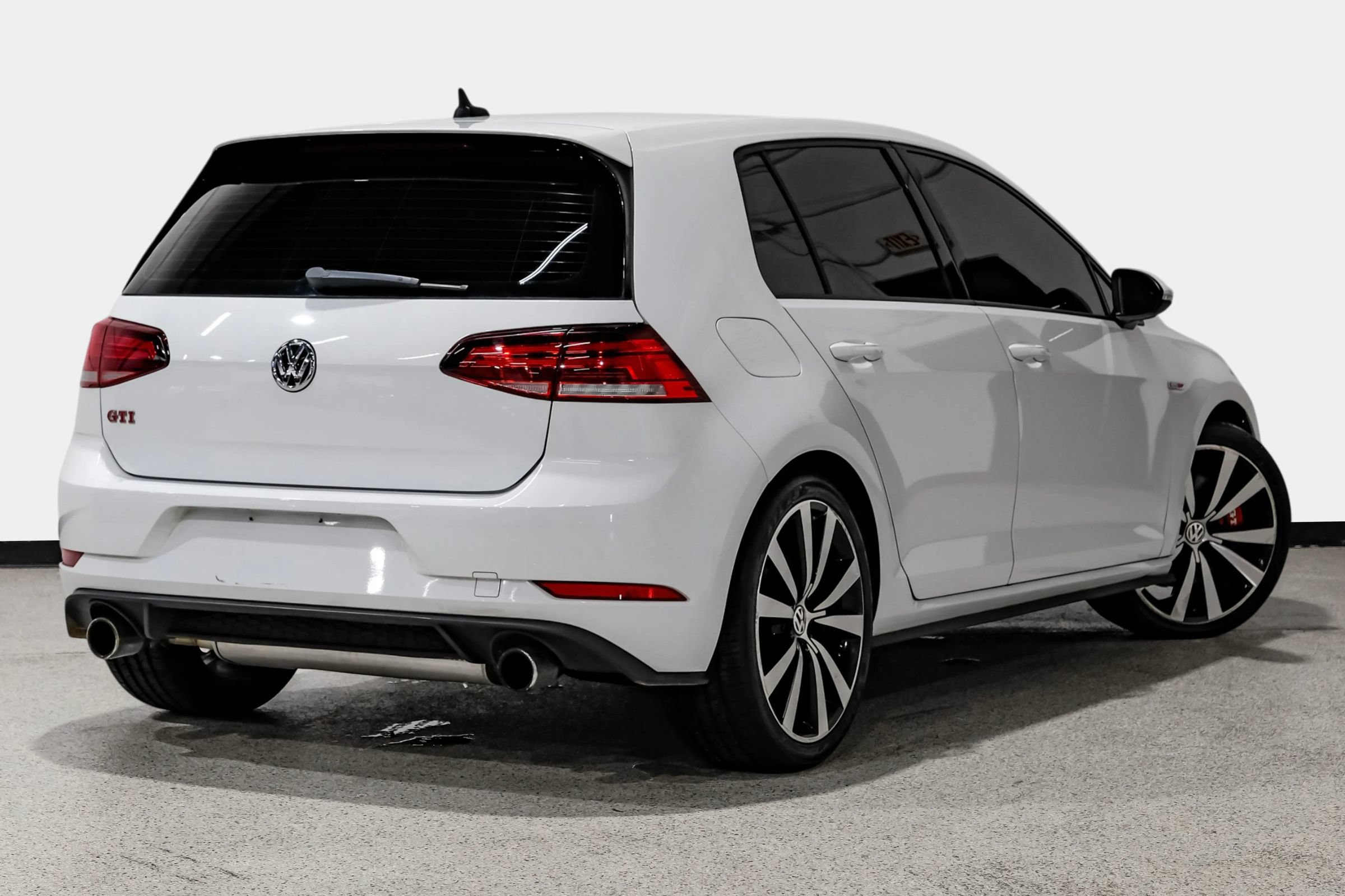 Used 2019 Volkswagen GTI Rabbit Edition FWD image 6