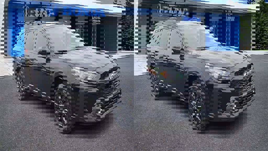 Used 2023 Subaru Outback Onyx Edition image 2