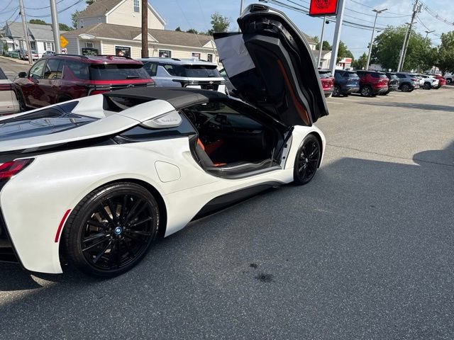 Used 2019 BMW i8 Roadster AWD/4WD image 22