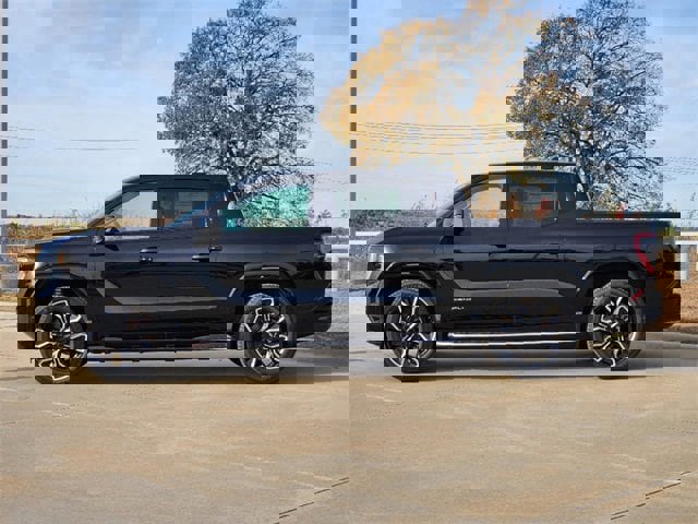 New 2025 GMC Sierra EV Denali image 4