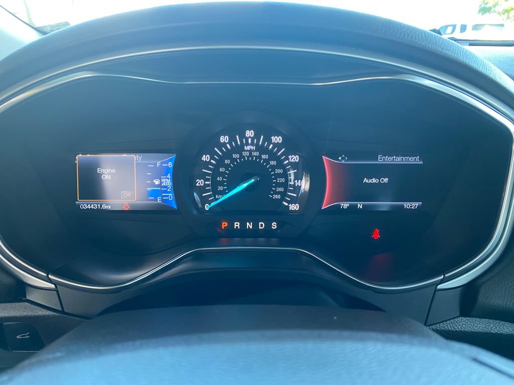 Used 2016 Ford Fusion SE FWD image 33