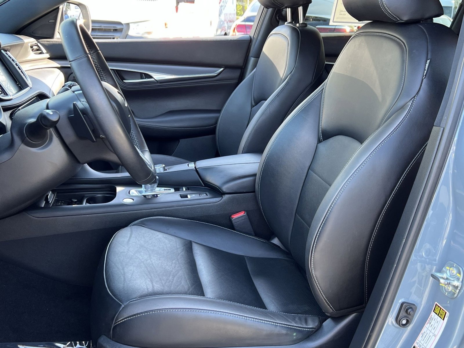 Used 2023 INFINITI QX55 Luxe w/ Cargo Package AWD/4WD image 11